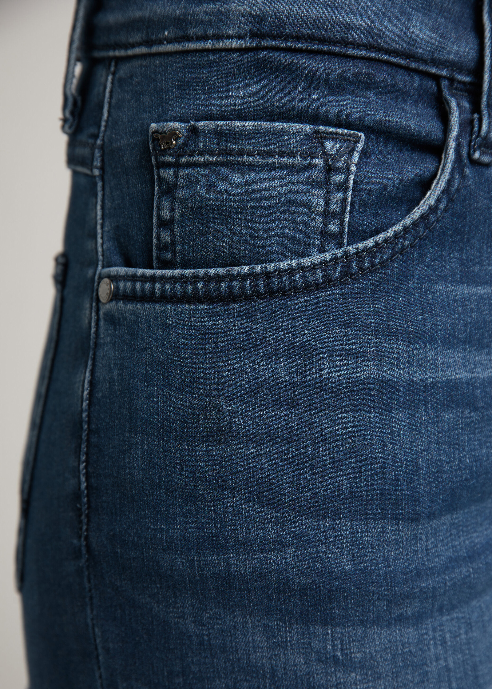 Woman's Jeans Mustang® Rebecca - Denim Blue 1011527-5000-582 / Blue