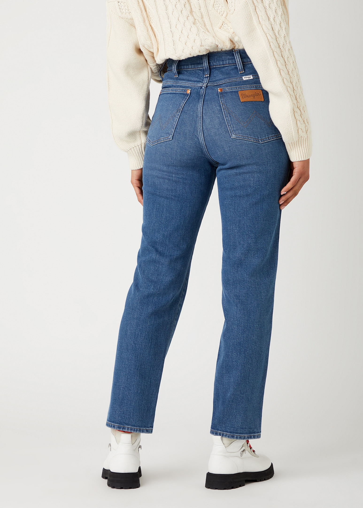 Woman's Jeans Wrangler® Wild West Jeans - Blue Ridge W2H2ZH33S / Blue